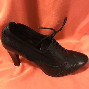 Black Ellen Tracy High Heel Oxford size 9